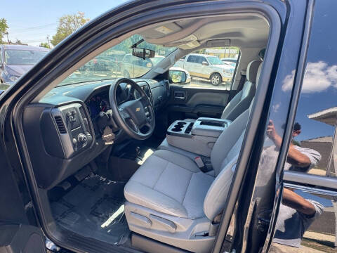 2018 Chevrolet Silverado 1500 Custom