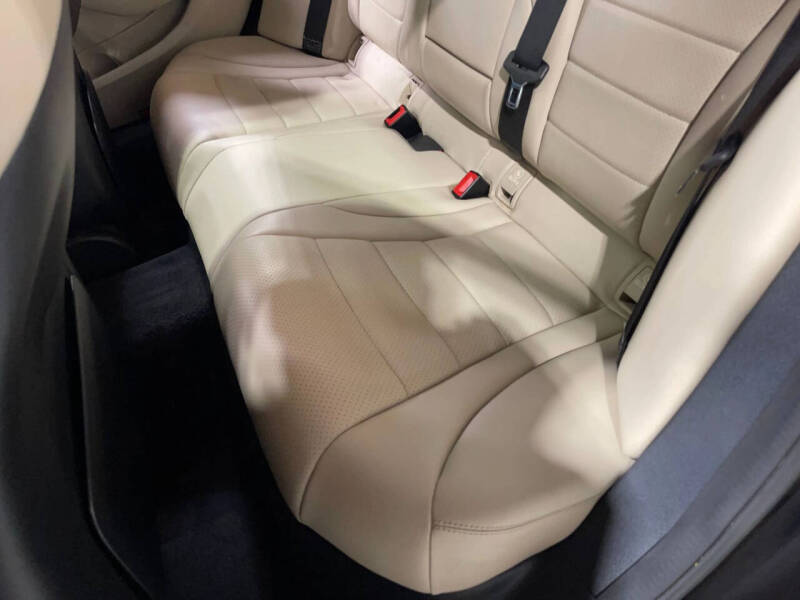 2017 Mercedes-Benz C-Class