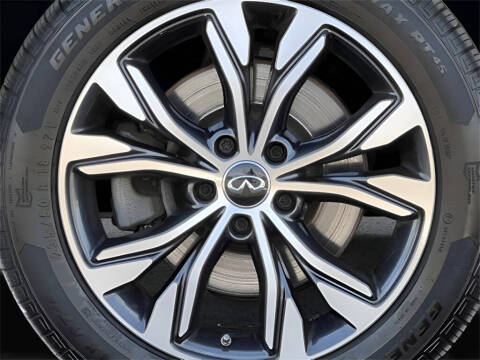 2019 Infiniti QX30 Luxe