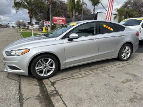 2018 Ford Fusion Hybrid for sale at Dealers Choice Inc in Farmersville CA