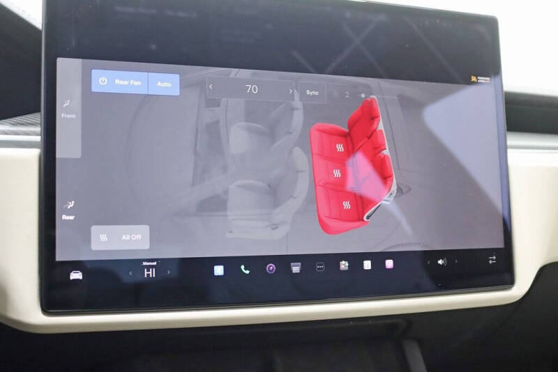 2023 Tesla Model S Plaid