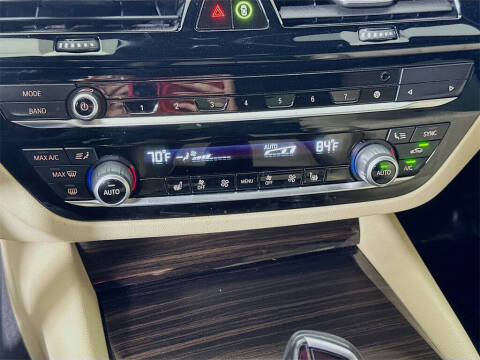 2021 BMW 5 Series 530i