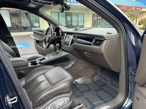 2016 Porsche Macan S