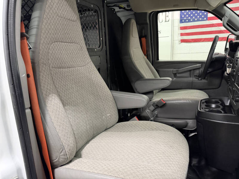 2019 GMC Savana 2500