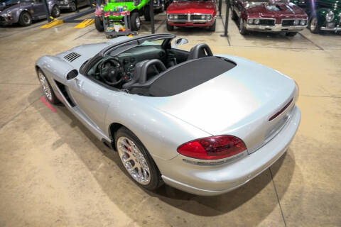 2004 Dodge Viper SRT-10