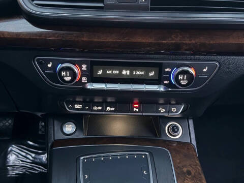 2018 Audi Q5 2.0T quattro Premium Plus