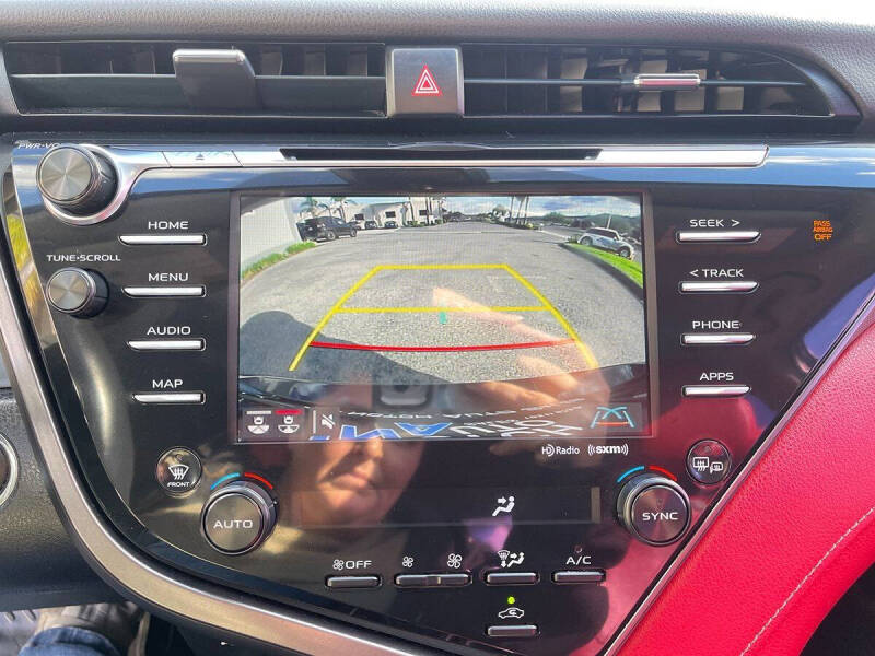 2019 Toyota Camry XSE