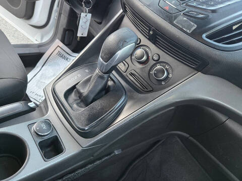2015 Ford Escape S