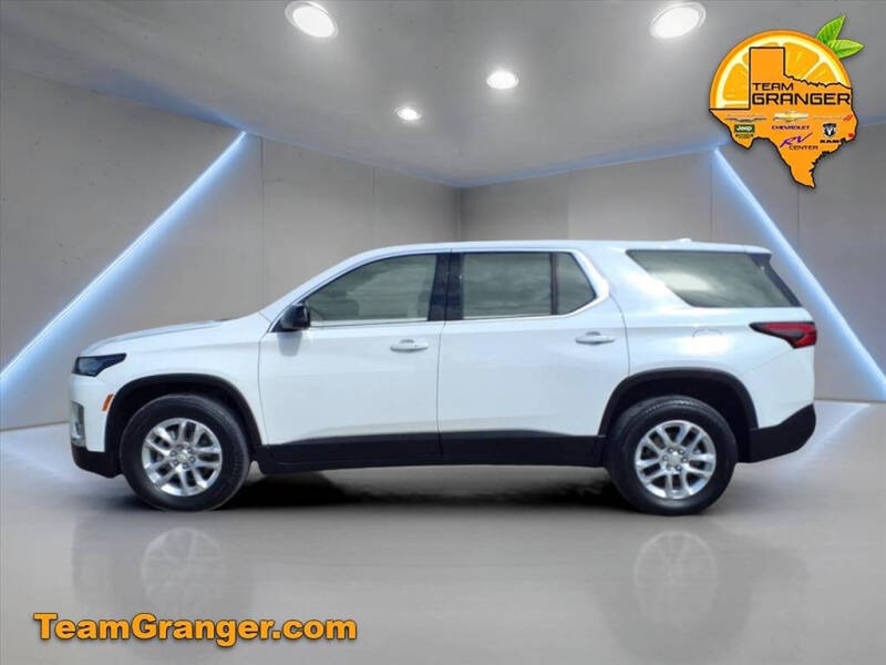 2023 Chevrolet Traverse LS