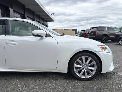 2016 Lexus IS 200t