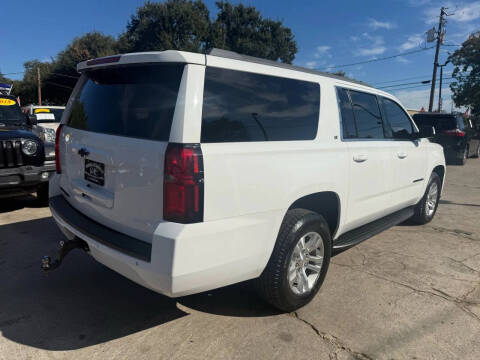 2018 Chevrolet Suburban LT