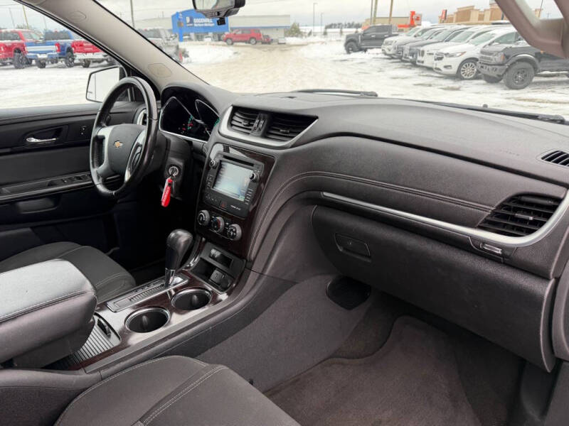 2017 Chevrolet Traverse LT