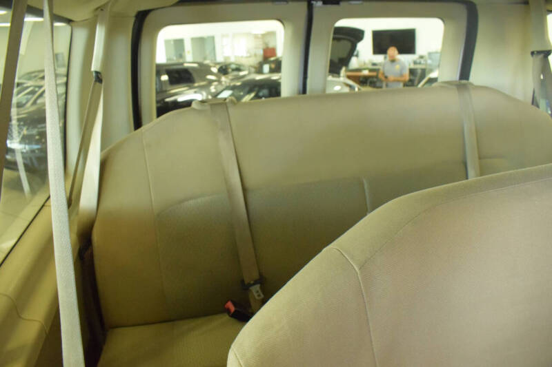 2014 Ford E-Series E-350 SD XLT