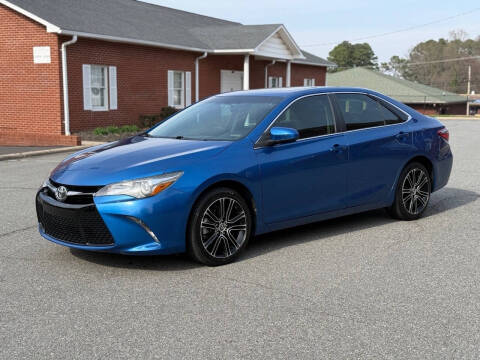 2016 Toyota Camry Special Edition