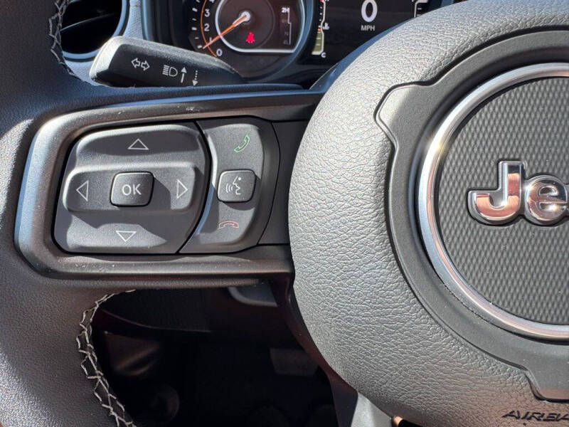 2025 Jeep Gladiator Willys