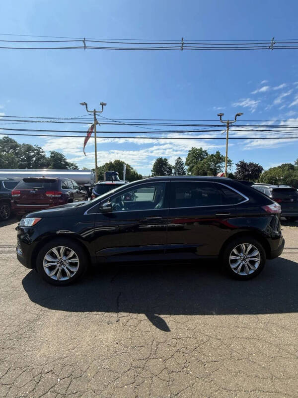 2020 Ford Edge Titanium