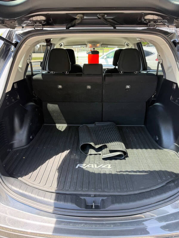 2016 Toyota RAV4 LE