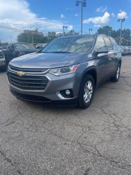 2019 Chevrolet Traverse for sale at R&R Car Company in Mount Clemens MI