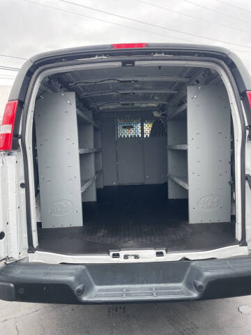 2020 Chevrolet Express 2500