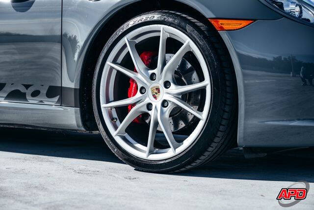 2017 Porsche 911 Carrera