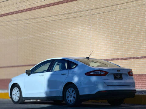 2014 Ford Fusion S