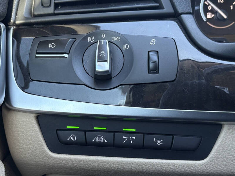 2016 BMW 5 Series 535i