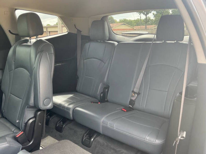 2021 Buick Enclave Essence