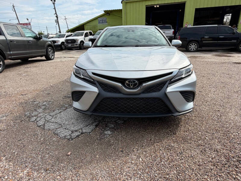 2018 Toyota Camry SE