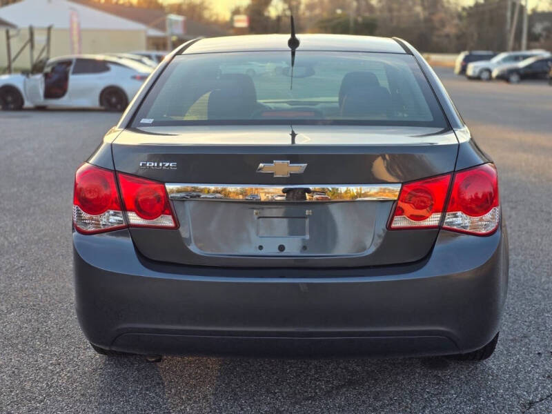 2013 Chevrolet Cruze LS Auto