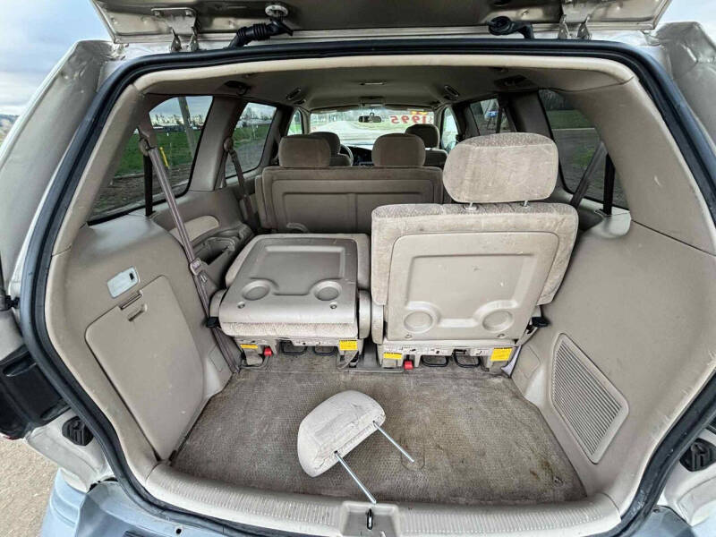 2001 Toyota Sienna CE