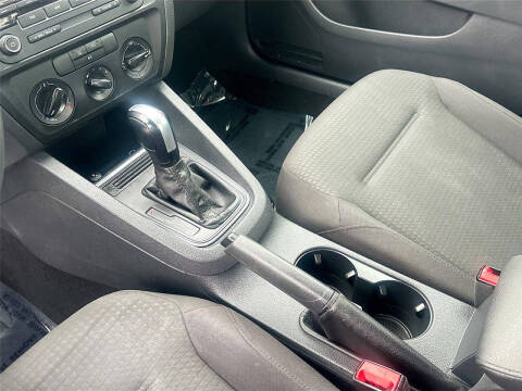 2015 Volkswagen Jetta