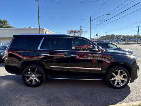 2016 Cadillac Escalade Luxury Collection
