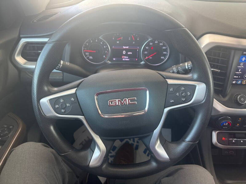 2021 GMC Acadia SLE