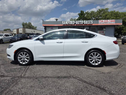 2016 Chrysler 200 C