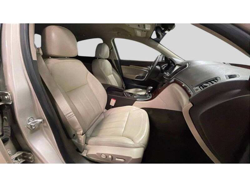 2016 Buick Regal Premium II