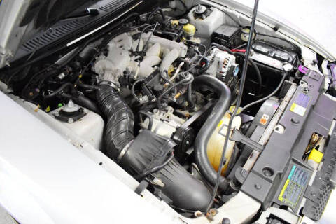 2004 Ford Mustang Deluxe