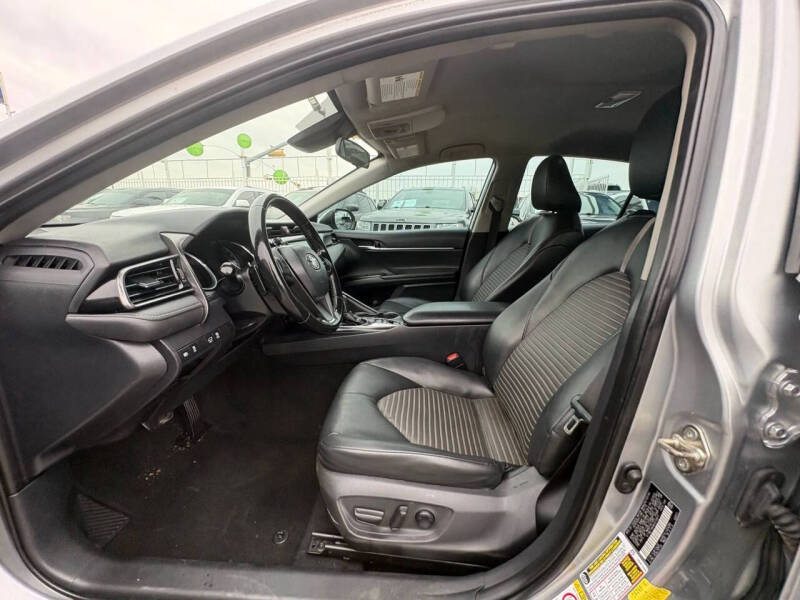 2019 Toyota Camry Hybrid