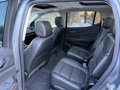 2022 GMC Acadia Denali