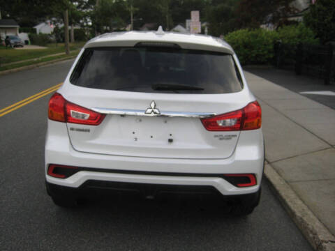 2018 Mitsubishi Outlander Sport LE
