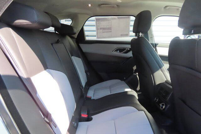 2025 Land Rover Range Rover Velar P250 Dynamic SE