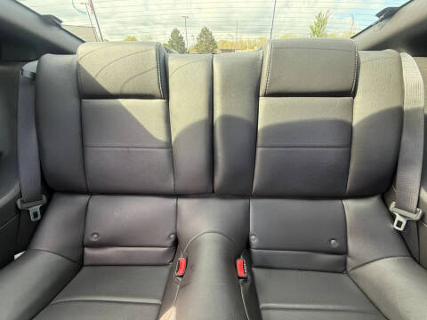 2008 Ford Mustang V6 Deluxe