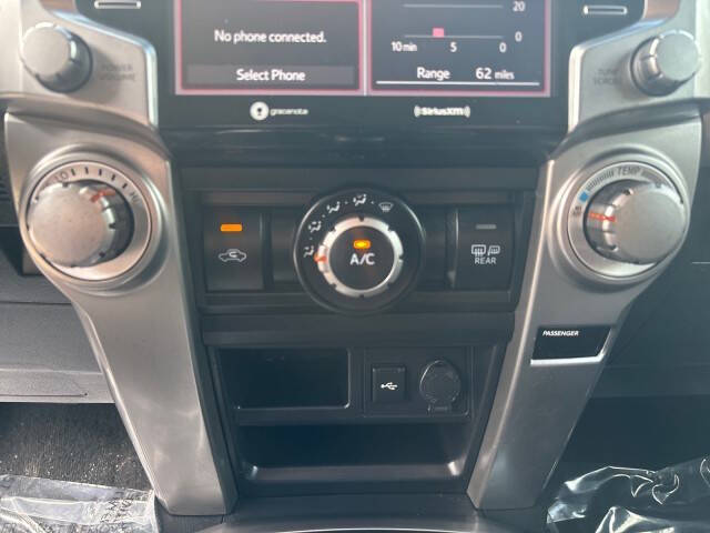 2022 Toyota 4Runner SR5