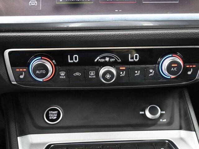 2022 Audi Q3 quattro S line Prem Plus 45 TFSI