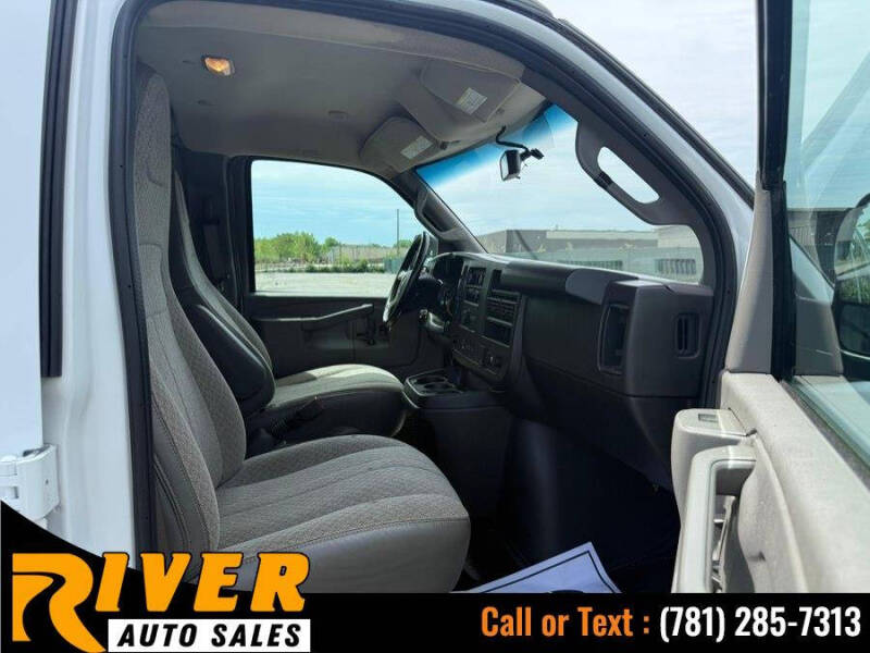 2019 Chevrolet Express 2500