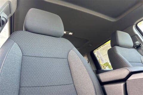 2026 GMC Sierra 1500 Elevation Standard