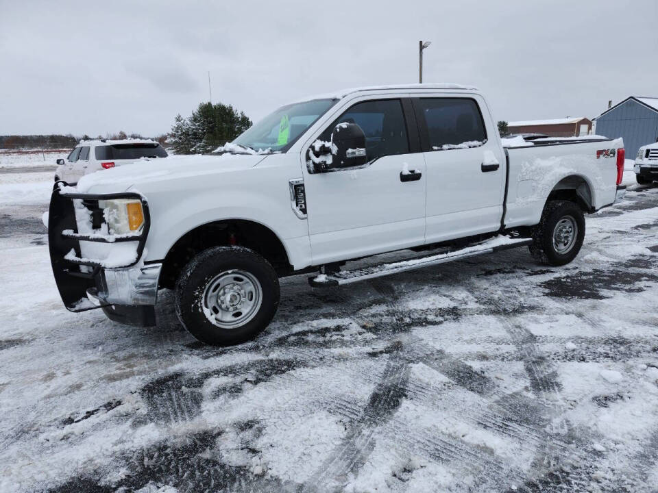 2017 Ford F-250 Super Duty XL's photo