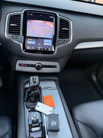 2021 Volvo XC90 T5 Momentum