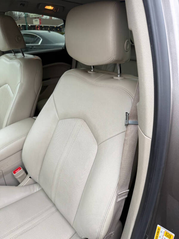 2012 Cadillac SRX Luxury Collection