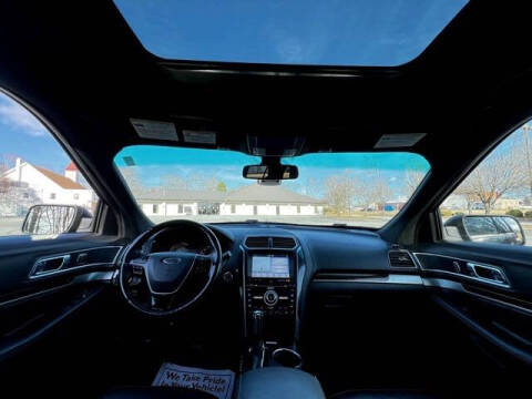 2017 Ford Explorer Platinum