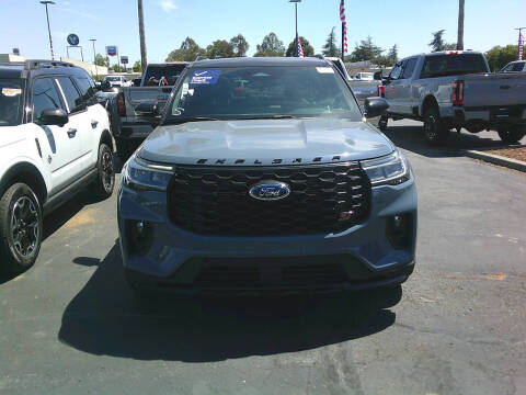 2025 Ford Explorer ST